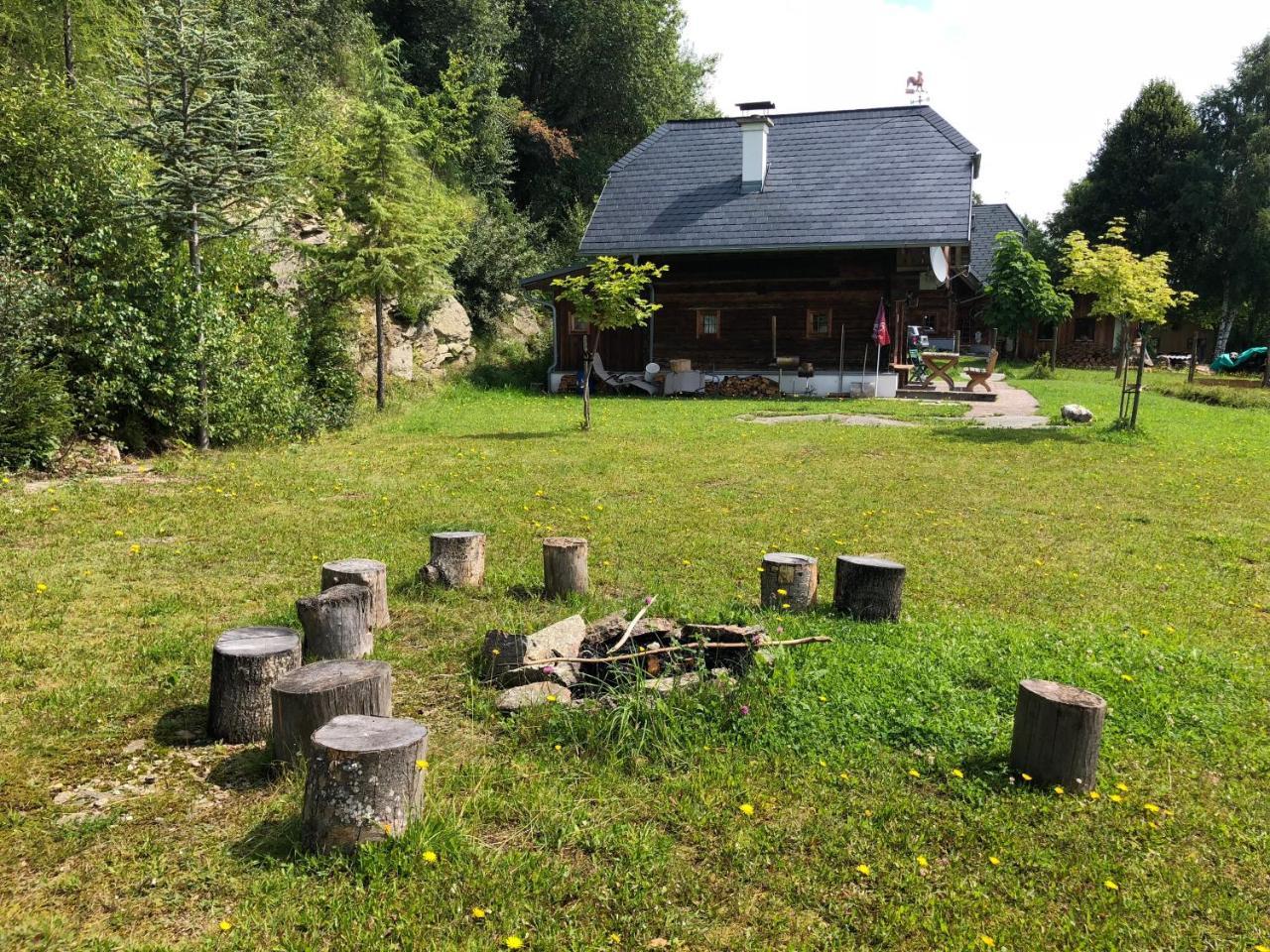 Waldheimathuette Vila Sankt Kathrein am Hauenstein Exterior foto